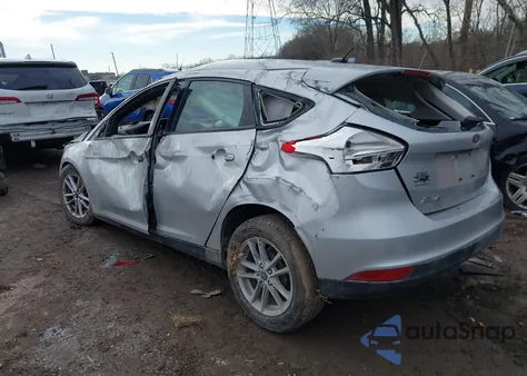 2017 Ford Focus Se z USA, uszkodzony, nr VIN 1FADP3K22HL264365